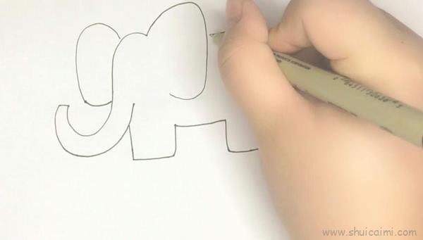 1.我们先把大象的鼻子画出来,接着画耳朵,再把大象的身体画出来,2.