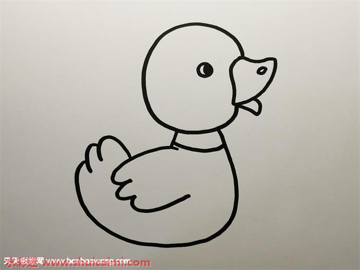 幼儿鸭子的画法步骤图解 1,首先画出小鸭子的头部圆形轮廓,画出小