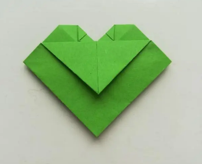 长方形信纸折爱心图片