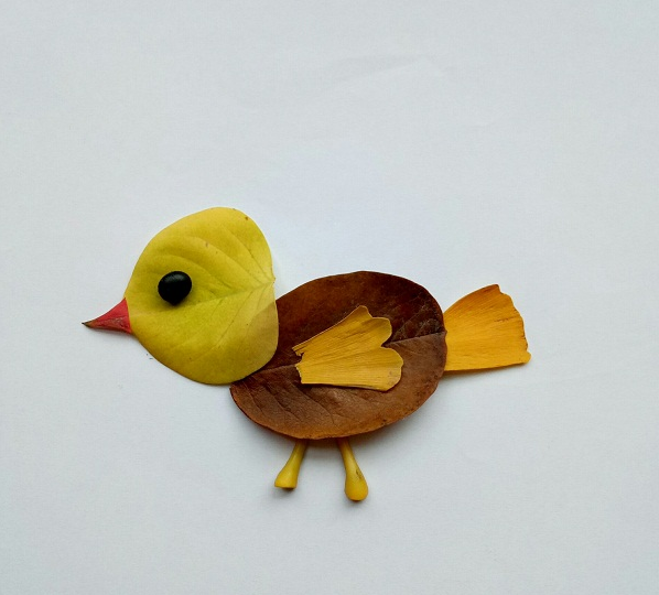 幼儿手工:可爱的小鸟叶贴画教程