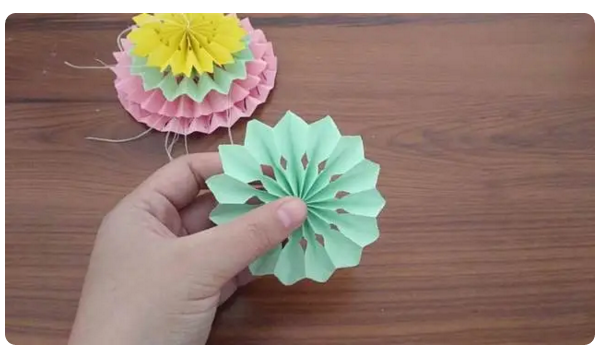 幼儿园手工折纸花朵 手工花朵折纸教程