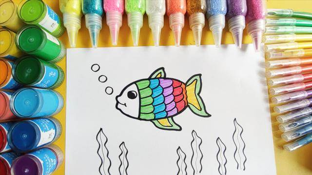 幼儿简笔画小鱼图片这是一组小鱼简笔画的内容,希望能满足您的需求